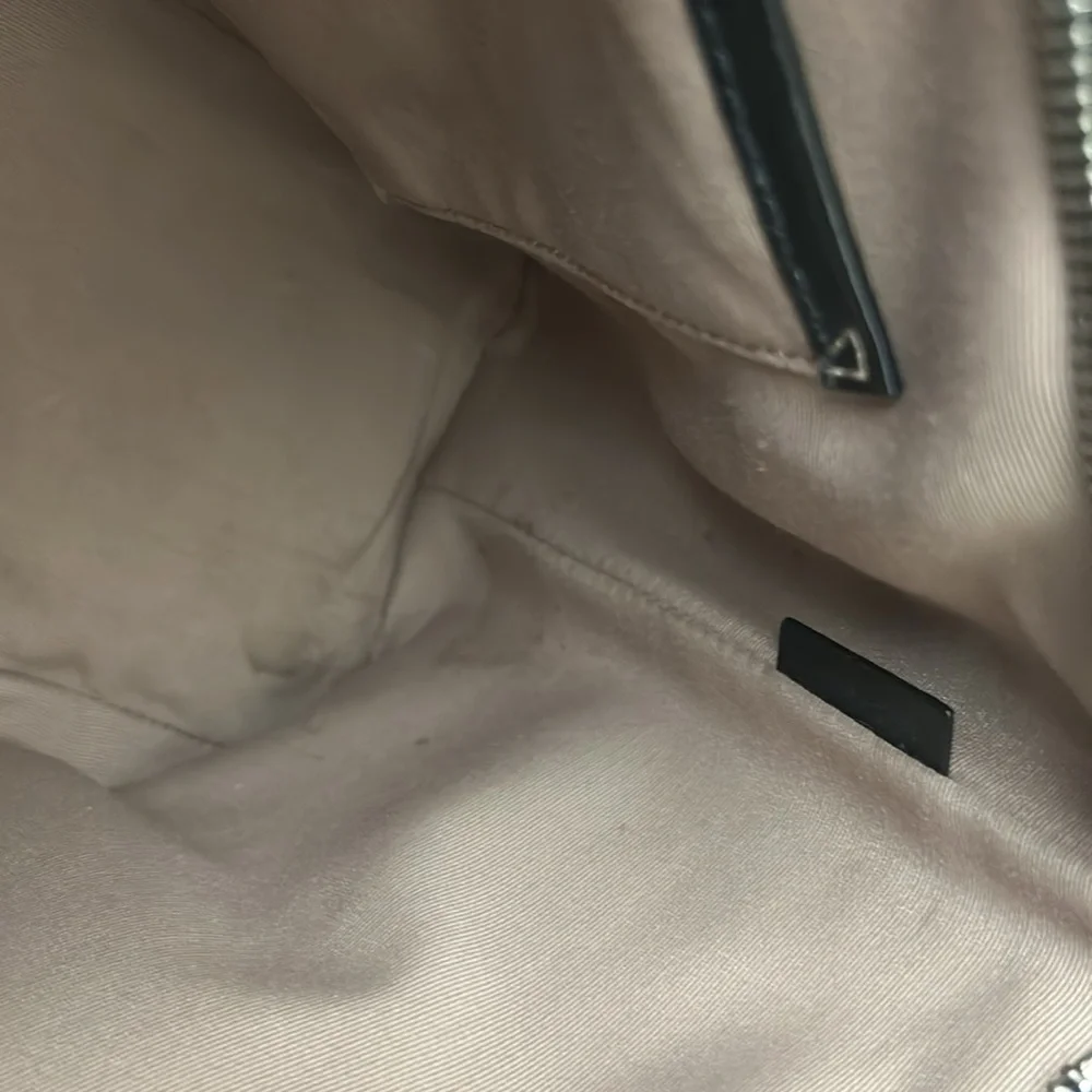EUC Burberry satchel bag classic design - Picture 7 of 12